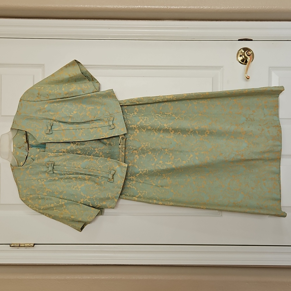 Vintage Elegant Green and Gold Dress with Jacket